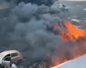 اللد: حريق داخل مجمع لسيارات الخردة بالمدينة